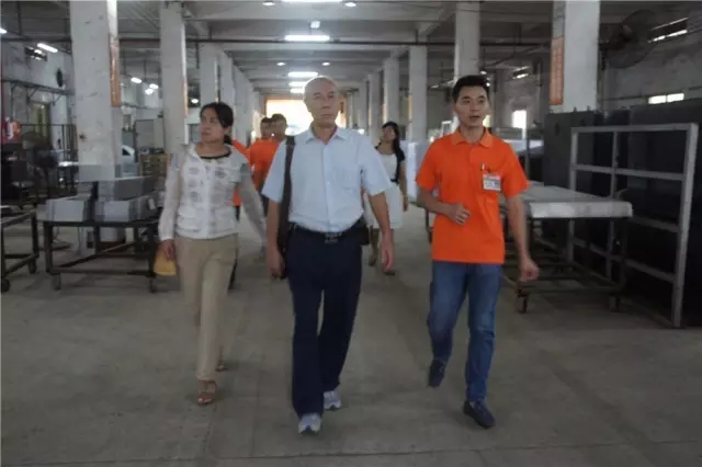 燃?xì)饪緺t,旋轉(zhuǎn)爐,熱風(fēng)循環(huán)爐,冷凍醒發(fā)箱,起酥機(jī),組合爐-賽思達(dá)-世界級(jí)烘焙設(shè)備品牌 燃?xì)饪緺t,旋轉(zhuǎn)爐,熱風(fēng)循環(huán)爐,冷凍醒發(fā)箱,起酥機(jī),組合爐-賽思達(dá)-世界級(jí)烘焙設(shè)備品牌