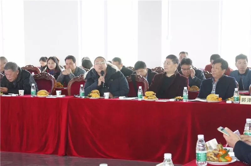 “凝聚正能量，譜寫新篇章——2018會長（擴(kuò)大）迎新座談會”在賽思達(dá)成功召開