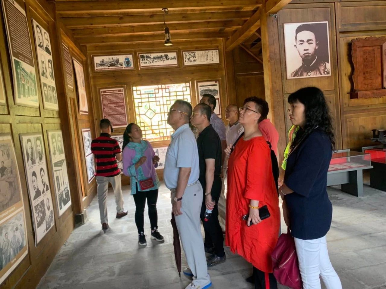 董事長唐樹松 尋紅色記憶，憶鄧恩銘波瀾一生