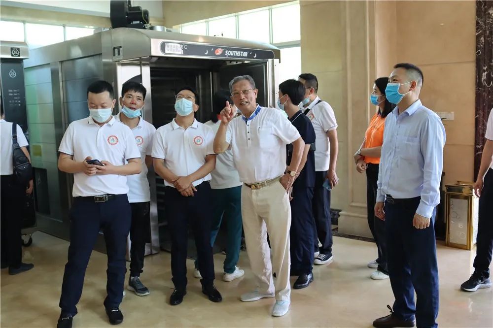 【賽思達烤箱】四川省酒店用品行業(yè)協(xié)會考察團蒞臨賽思達參觀指導(dǎo) 【賽思達烤箱】四川省酒店用品行業(yè)協(xié)會考察團蒞臨賽思達參觀指導(dǎo)