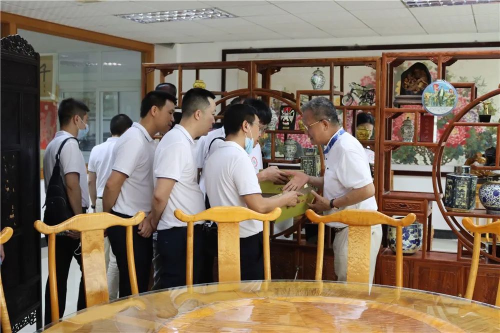 【賽思達烤箱】四川省酒店用品行業(yè)協(xié)會考察團蒞臨賽思達參觀指導(dǎo) 【賽思達烤箱】四川省酒店用品行業(yè)協(xié)會考察團蒞臨賽思達參觀指導(dǎo)