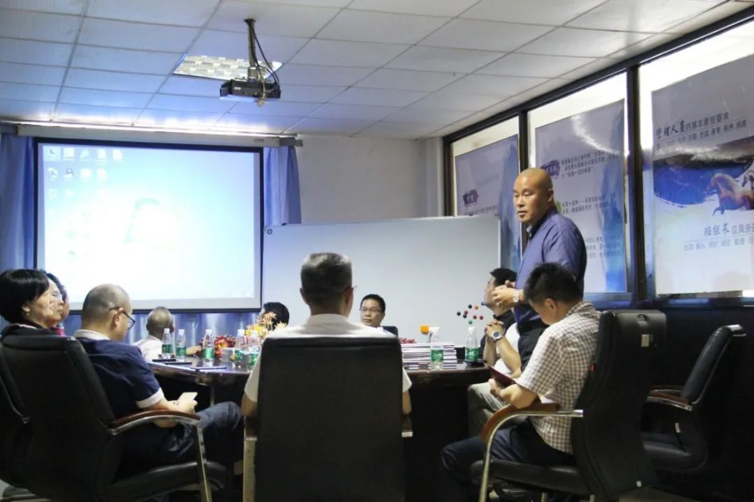 【賽思達烤箱】董事長參加《打造行業(yè)“1+1＞2”聚合效應》會議