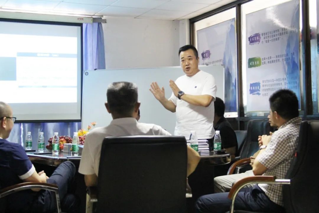 【賽思達烤箱】董事長參加《打造行業(yè)“1+1＞2”聚合效應》會議